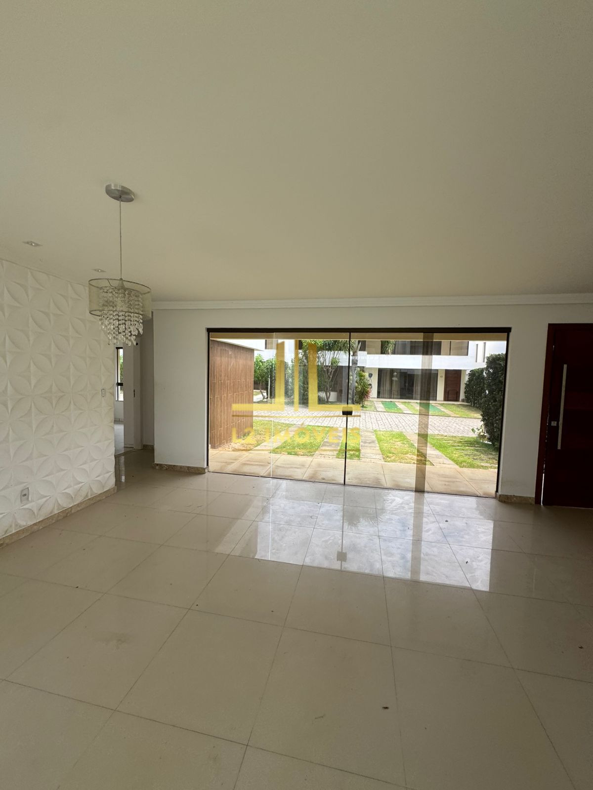 Casa à venda com 4 quartos, 180m² - Foto 17