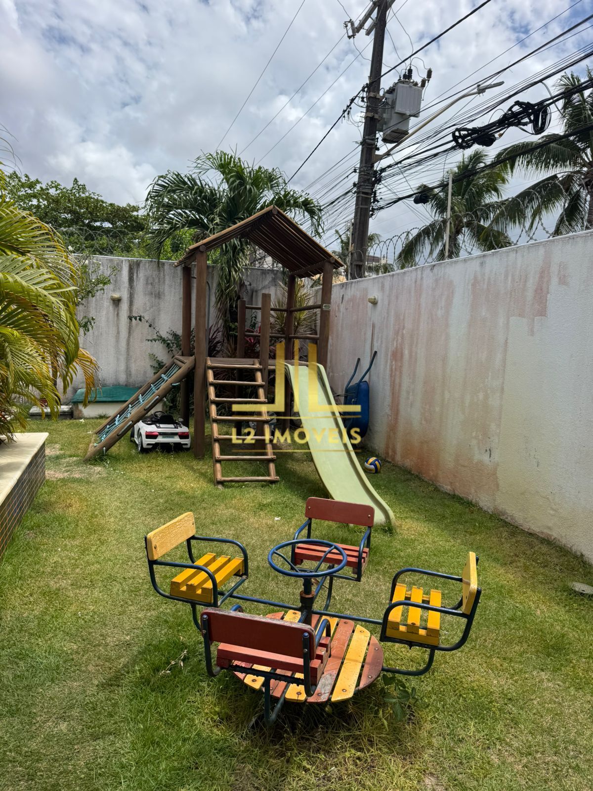 Casa à venda com 4 quartos, 180m² - Foto 9