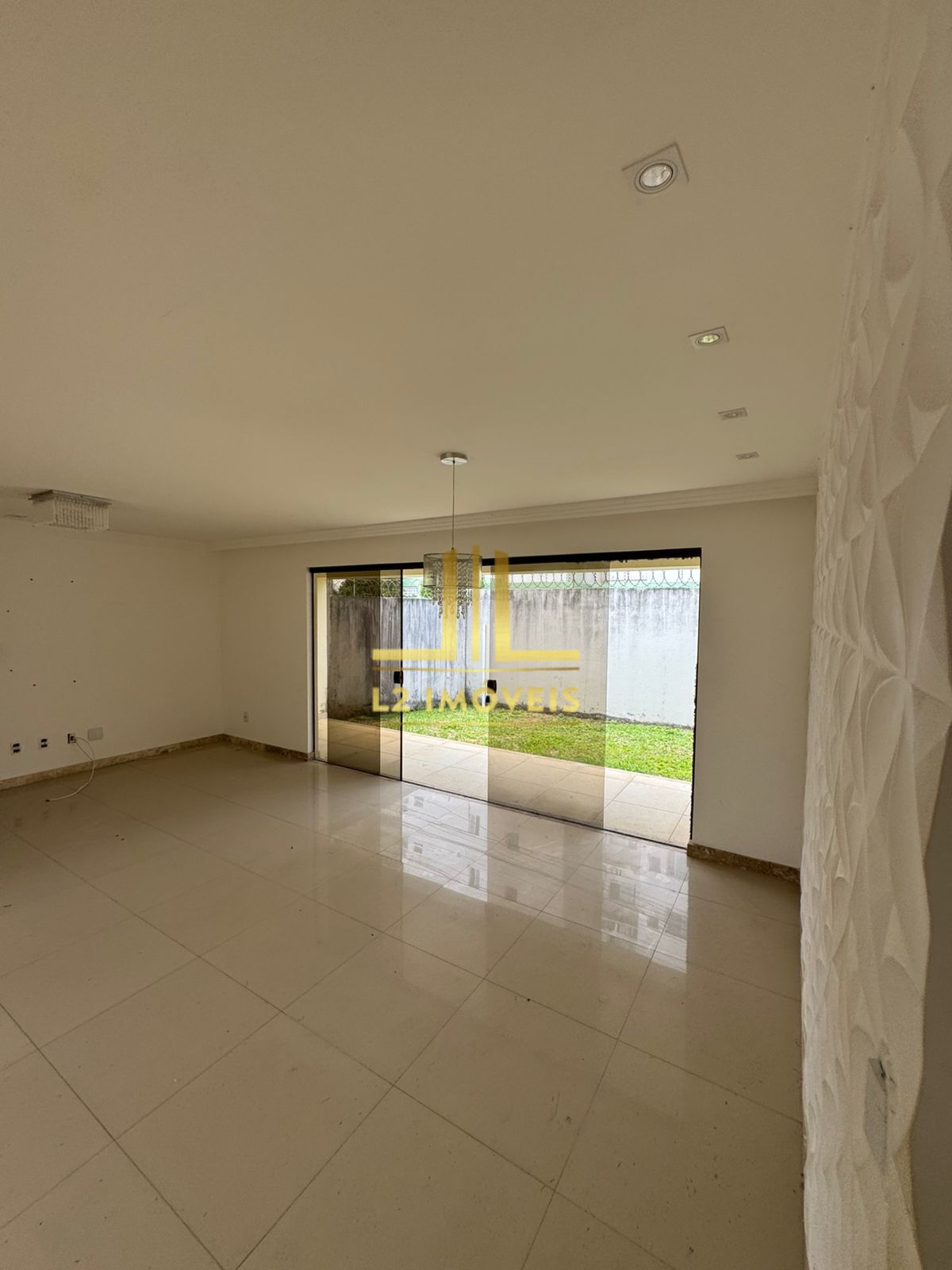 Casa à venda com 4 quartos, 180m² - Foto 16