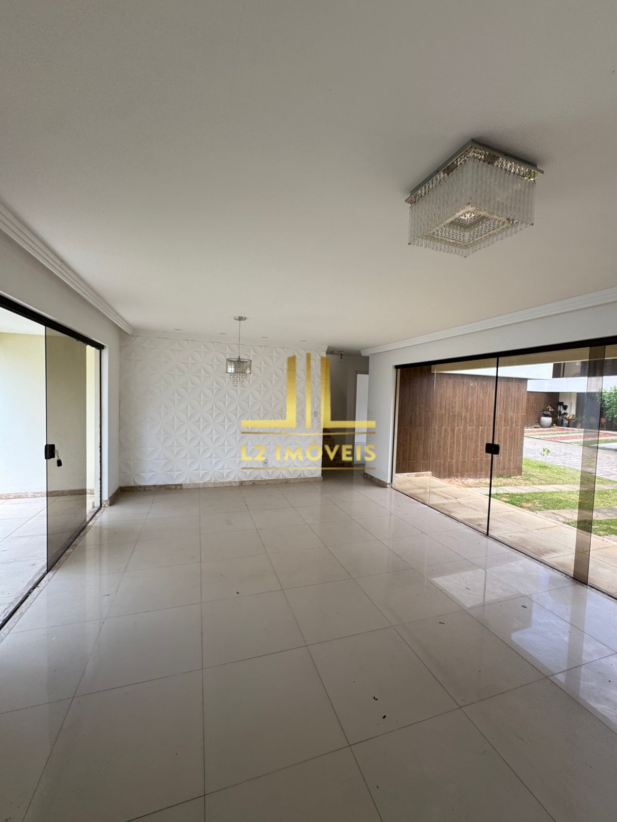 Casa à venda com 4 quartos, 180m² - Foto 14