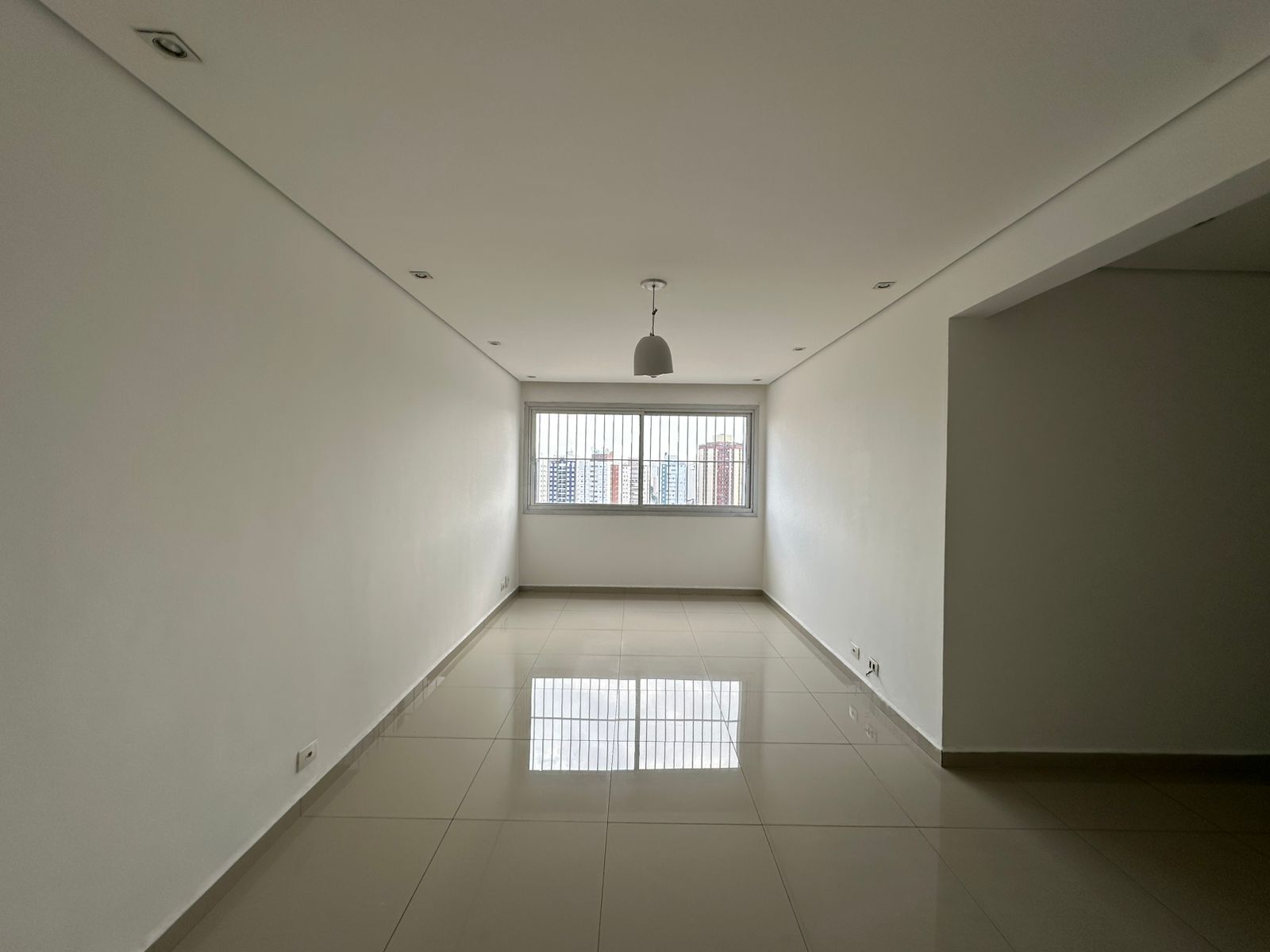 Apartamento para alugar com 3 quartos, 74m² - Foto 2