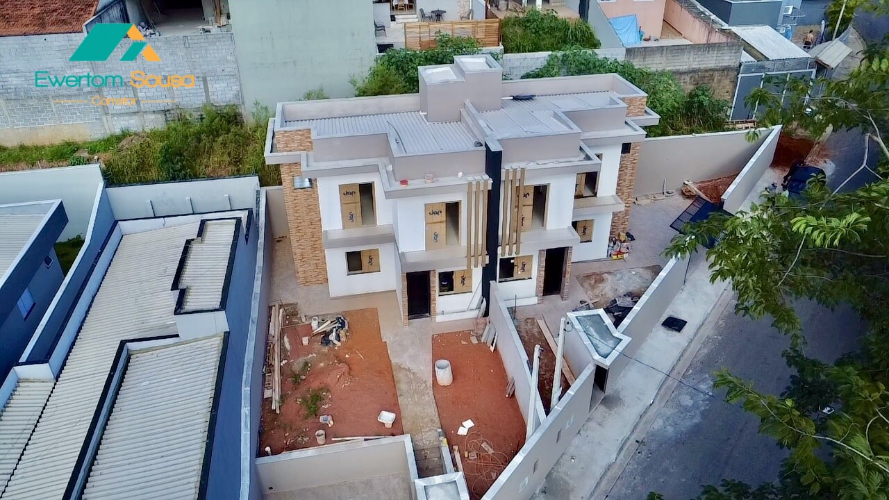 Sobrado à venda com 2 quartos, 85m² - Foto 4