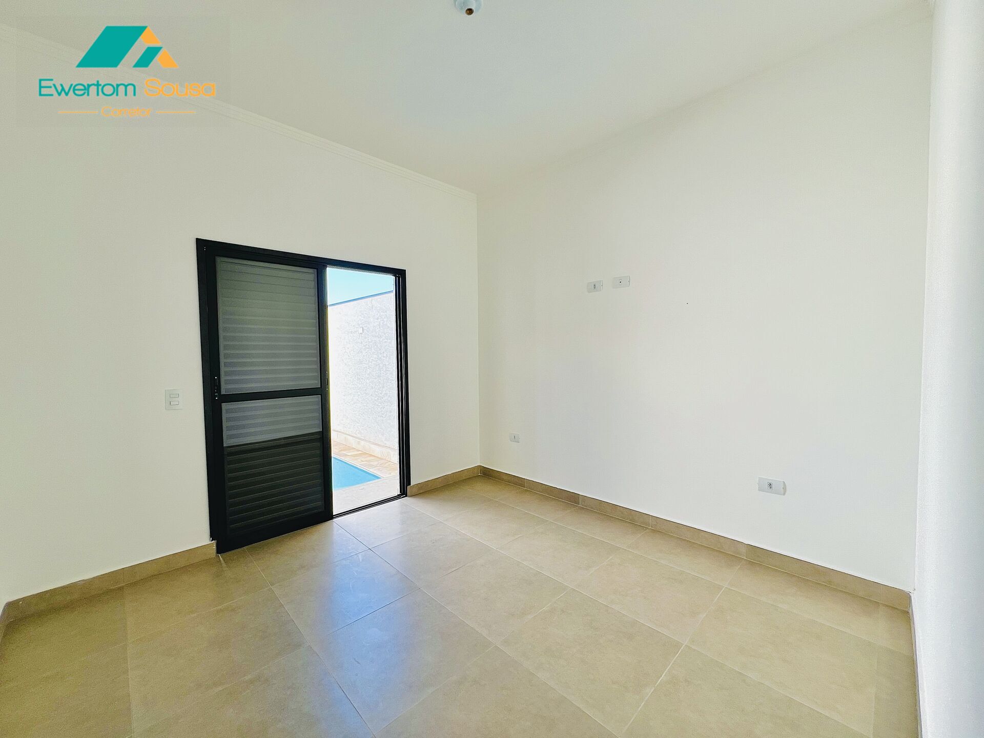 Casa à venda com 3 quartos, 104m² - Foto 15