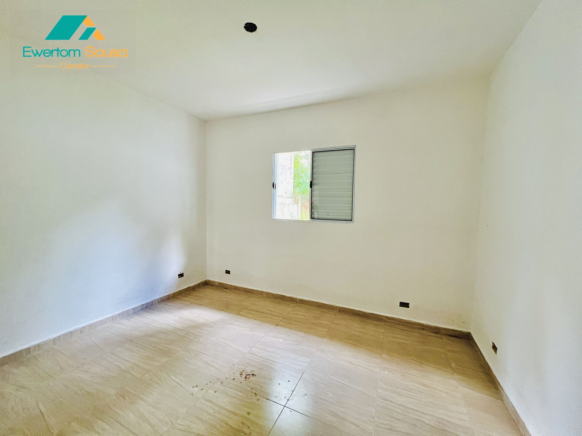 Casa à venda com 3 quartos, 70m² - Foto 16