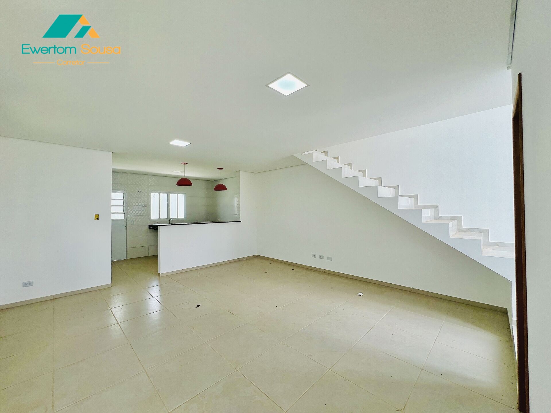 Sobrado à venda com 3 quartos, 125m² - Foto 4