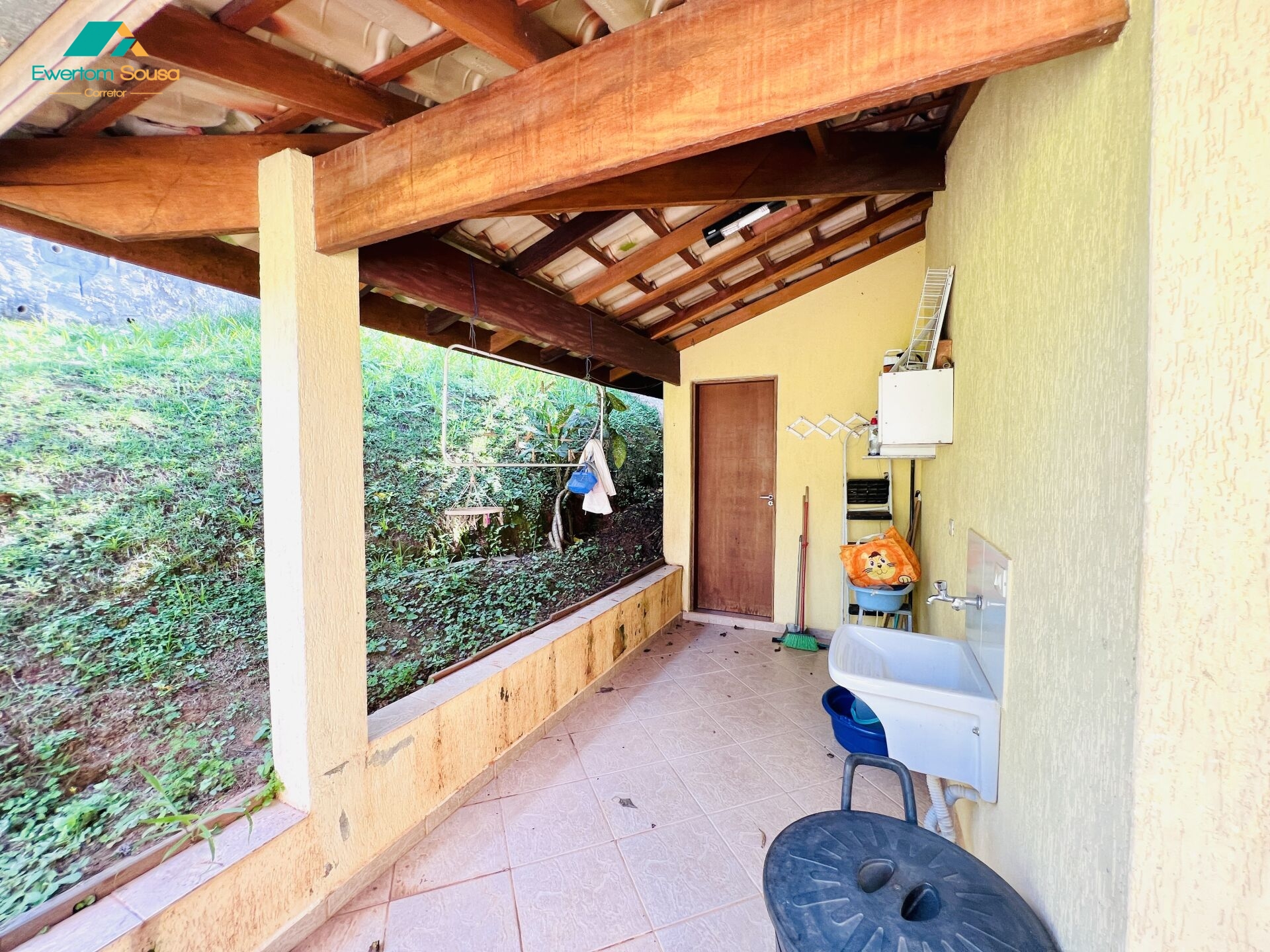 Fazenda à venda com 5 quartos, 1500m² - Foto 13