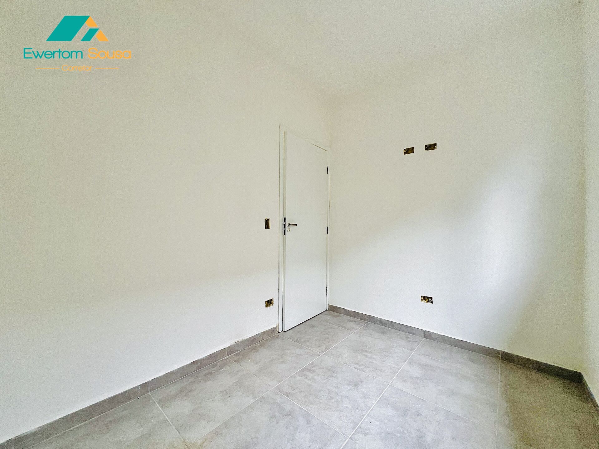 Casa à venda com 2 quartos, 80m² - Foto 15