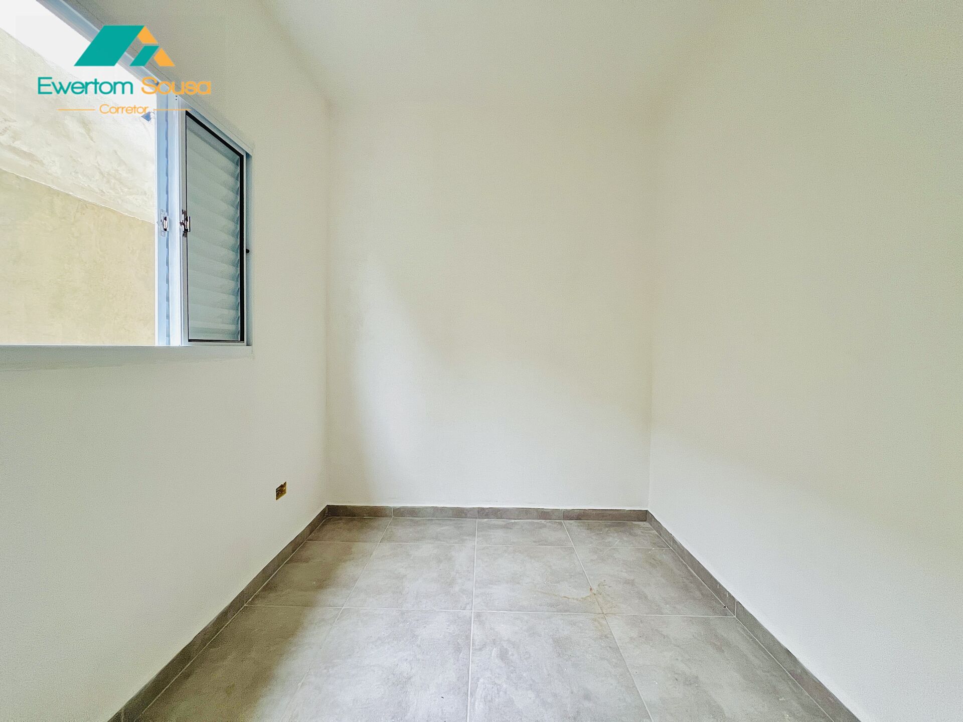 Casa à venda com 2 quartos, 80m² - Foto 14