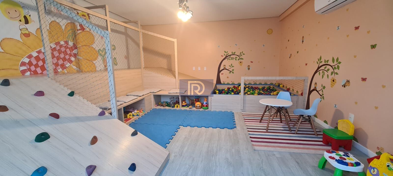 Apartamento à venda com 2 quartos, 70m² - Foto 21