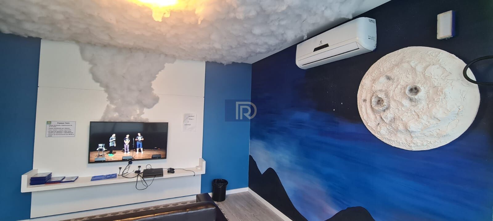 Apartamento à venda com 2 quartos, 70m² - Foto 18