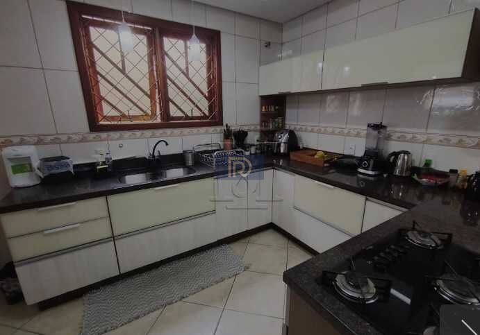 Casa, 4 quartos, 205 m² - Foto 4