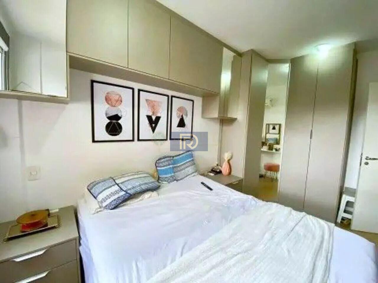 Apartamento à venda com 2 quartos, 76m² - Foto 8