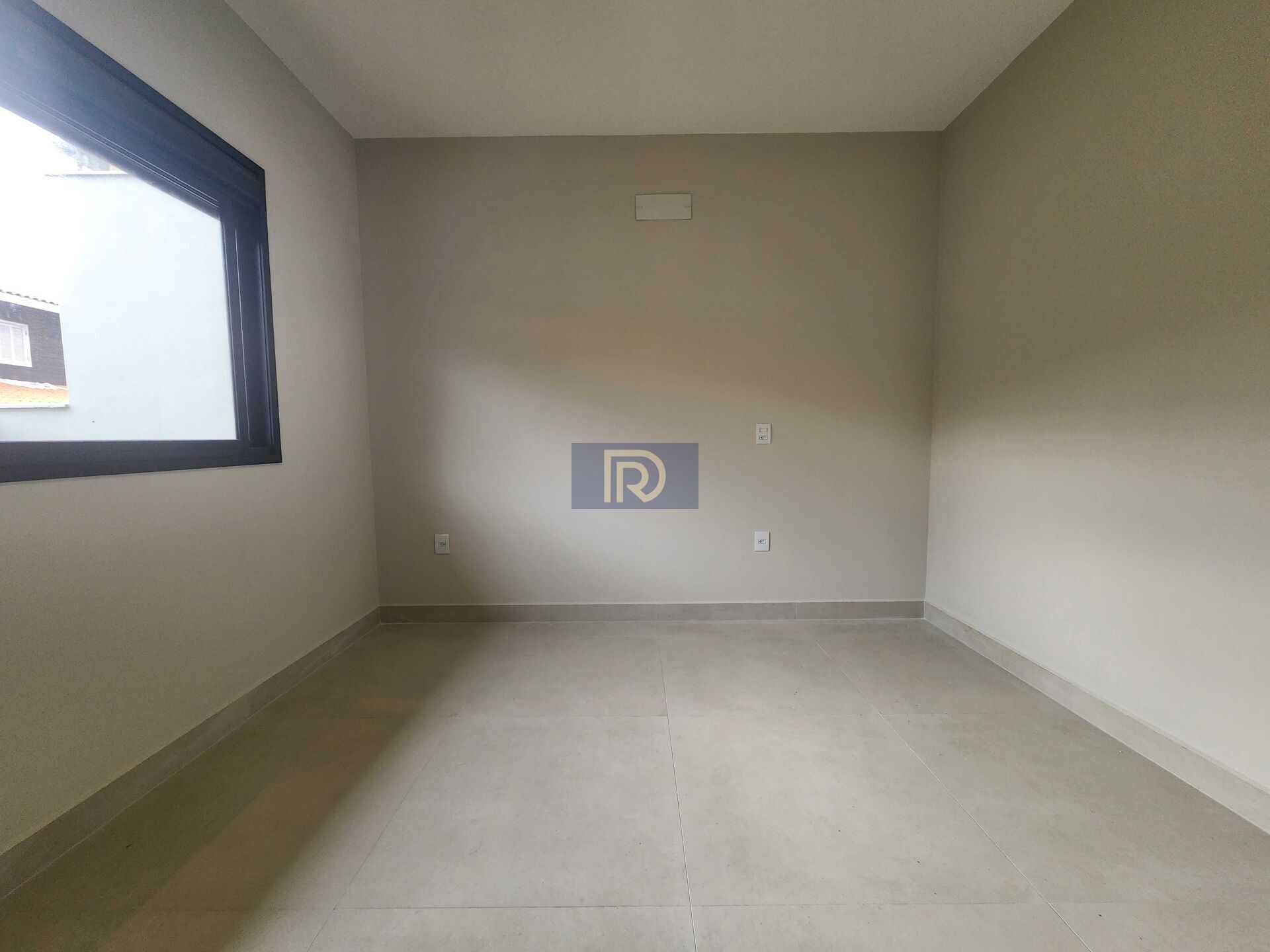 Casa à venda com 3 quartos, 108m² - Foto 13
