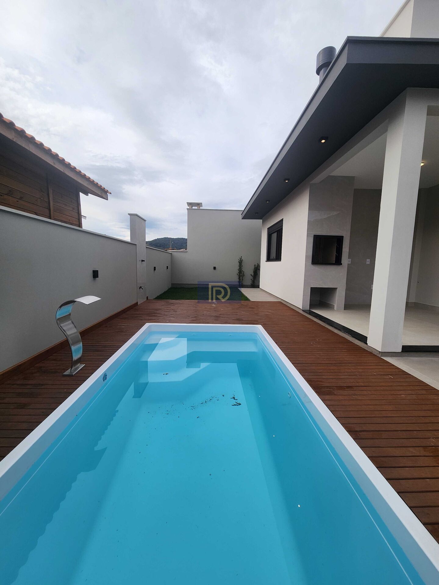 Casa à venda com 3 quartos, 108m² - Foto 16