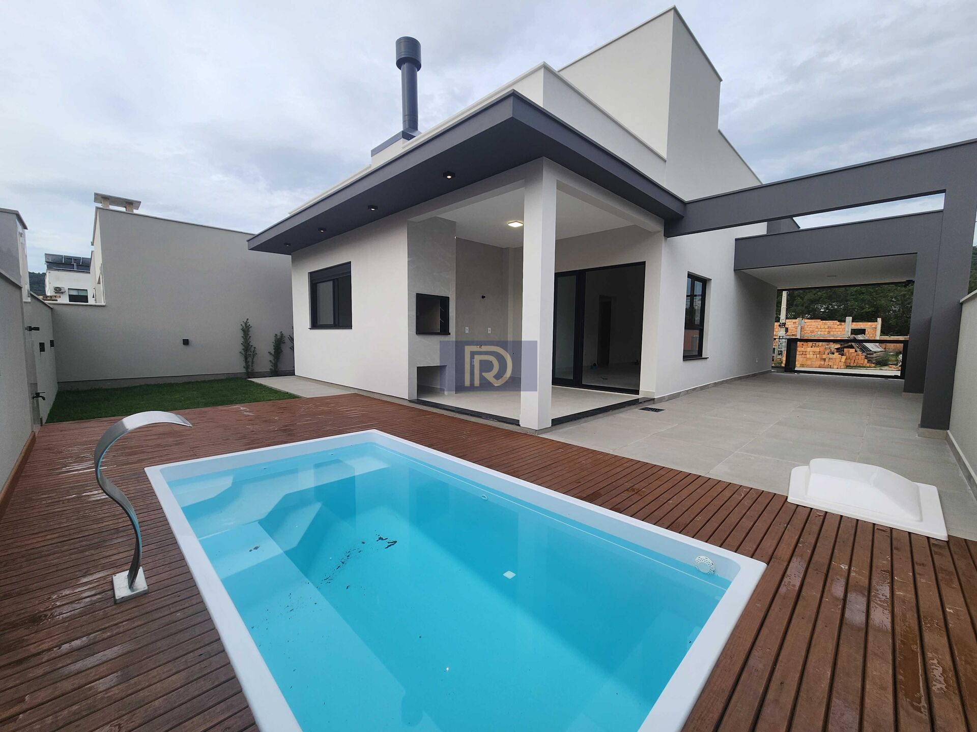 Casa à venda com 3 quartos, 108m² - Foto 15