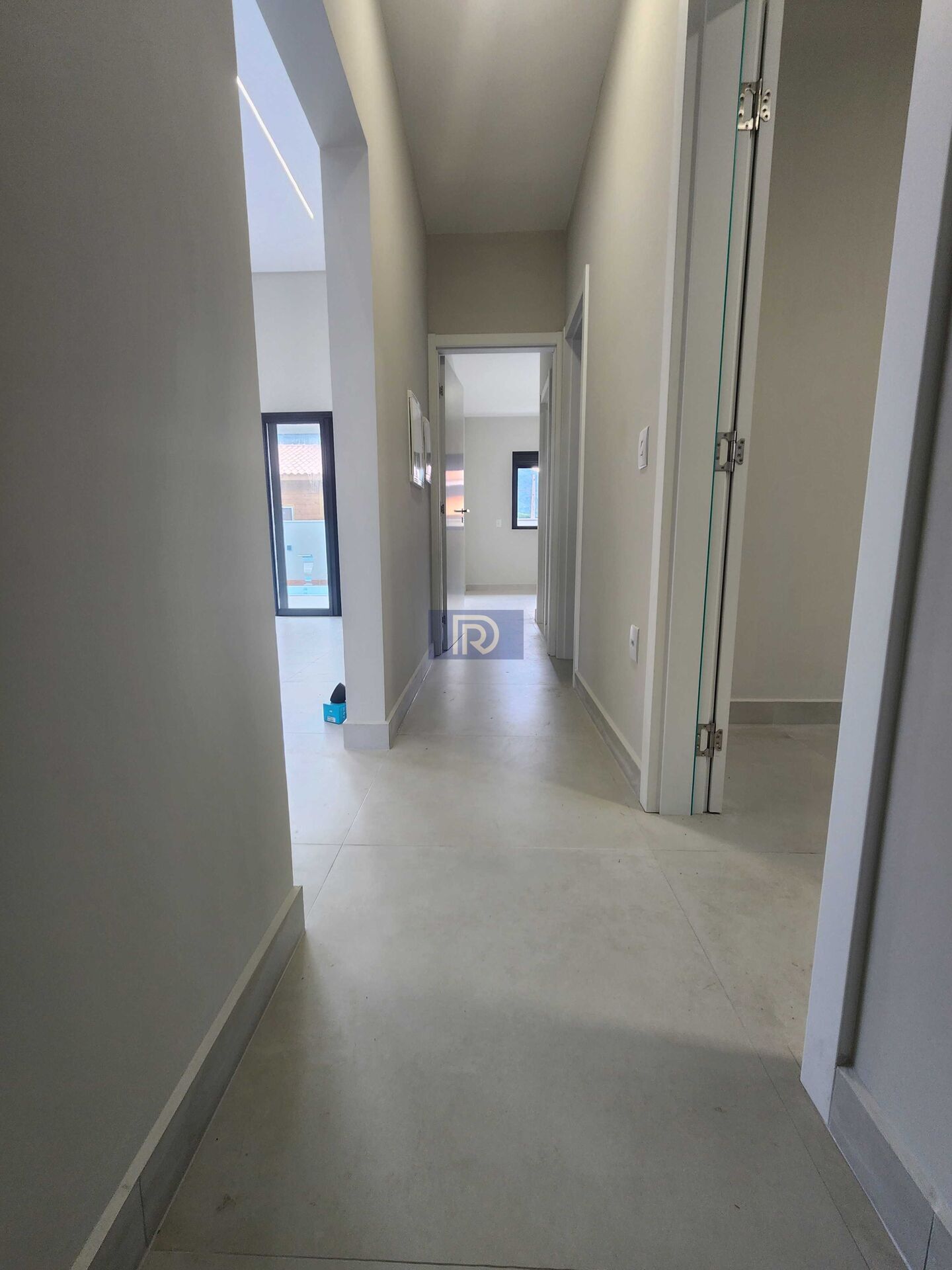 Casa à venda com 3 quartos, 108m² - Foto 12