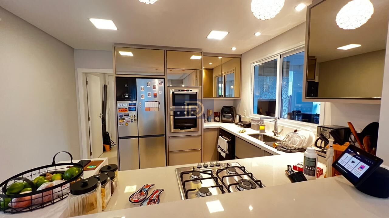 Casa à venda com 4 quartos, 256m² - Foto 16