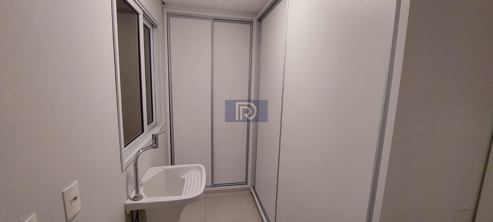 Casa à venda com 4 quartos, 256m² - Foto 17