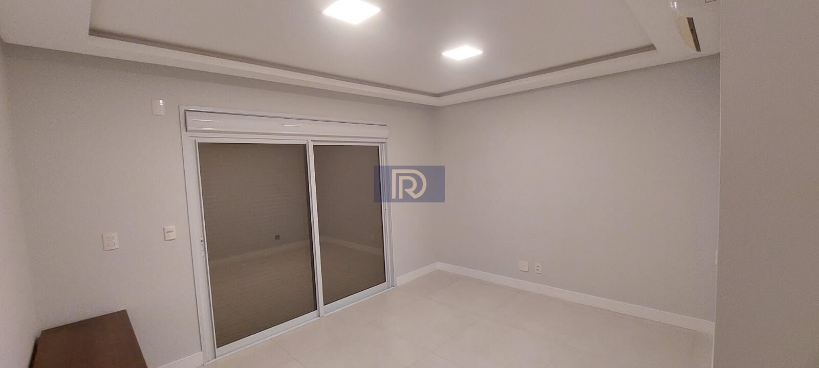 Casa à venda com 4 quartos, 256m² - Foto 38