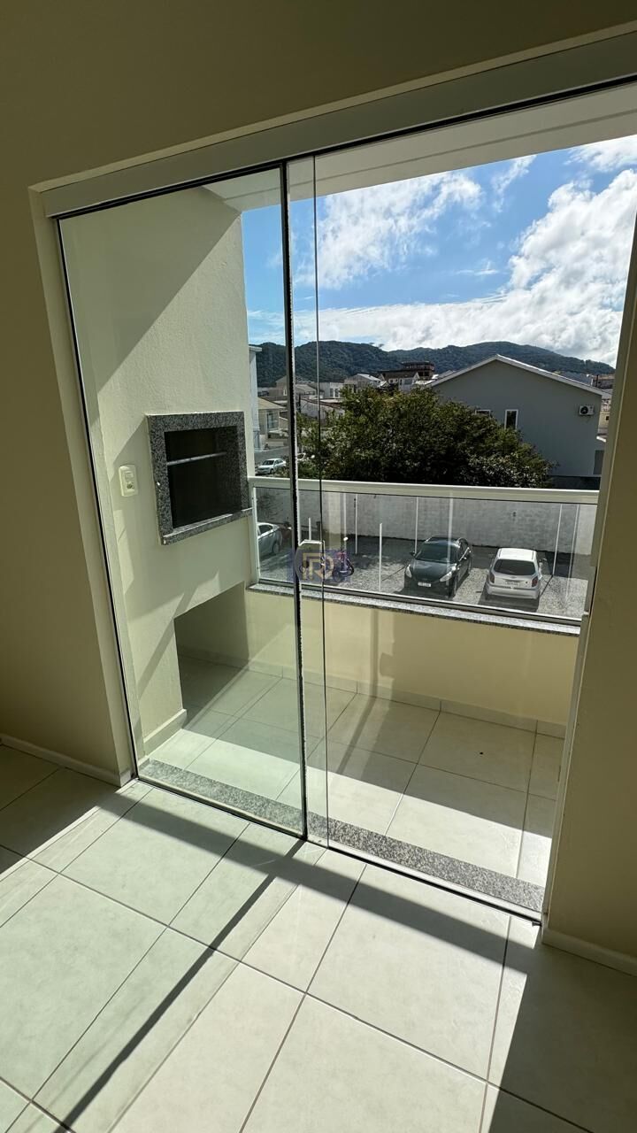 Apartamento à venda com 2 quartos, 51m² - Foto 4