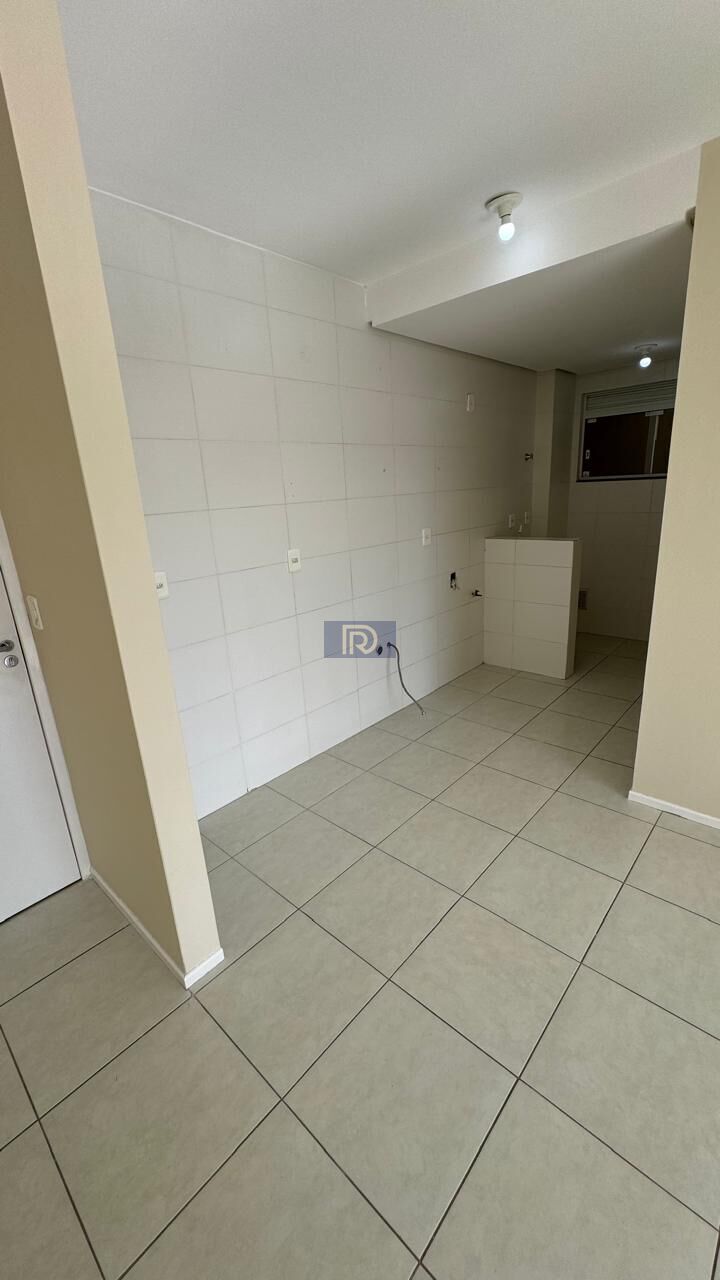 Apartamento à venda com 2 quartos, 51m² - Foto 2