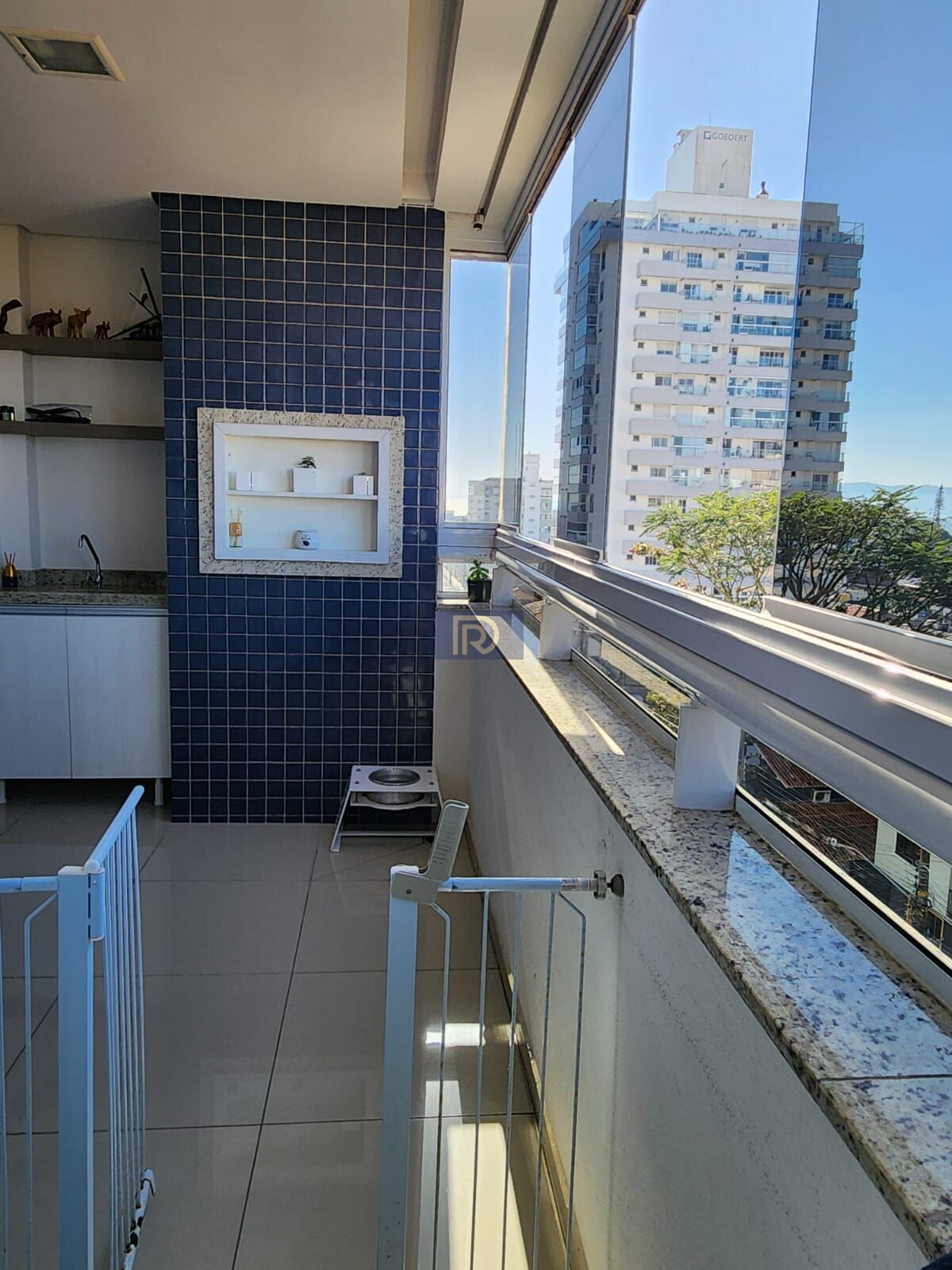 Apartamento à venda com 3 quartos, 106m² - Foto 6