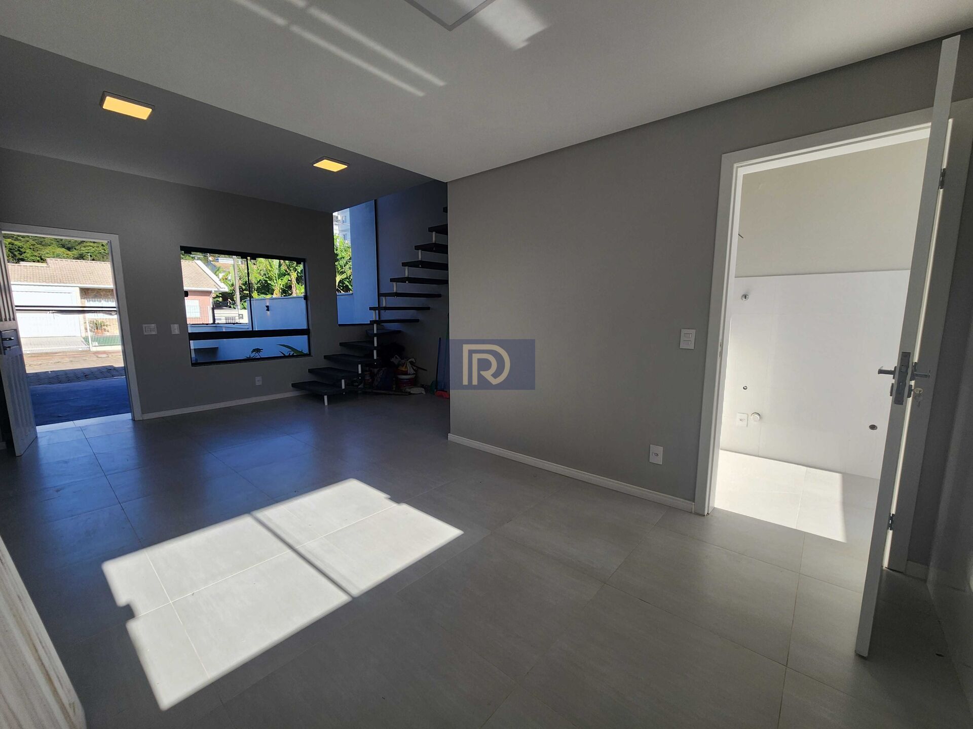 Sobrado à venda com 2 quartos, 80m² - Foto 4