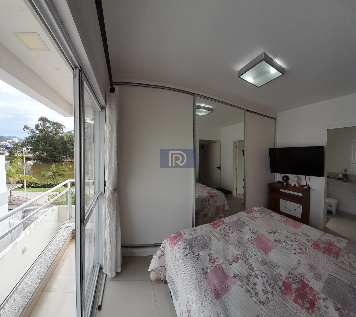 Apartamento à venda com 2 quartos, 82m² - Foto 9