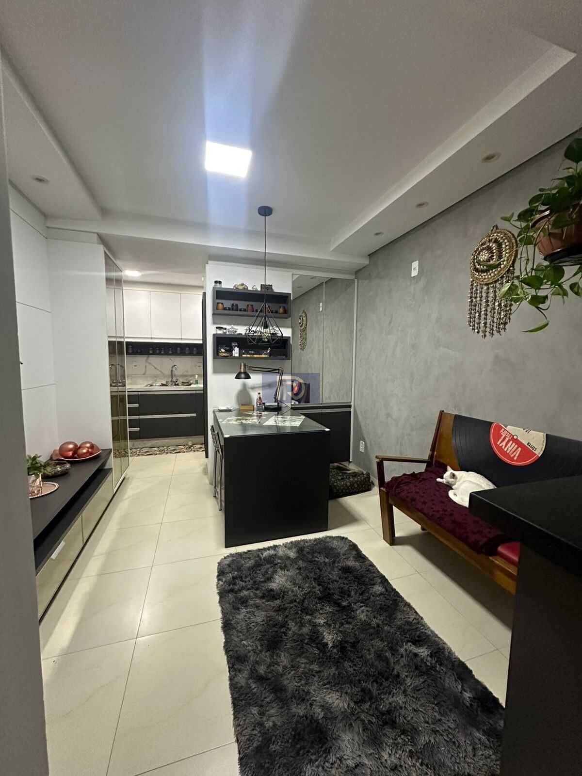 Apartamento à venda com 2 quartos, 60m² - Foto 1