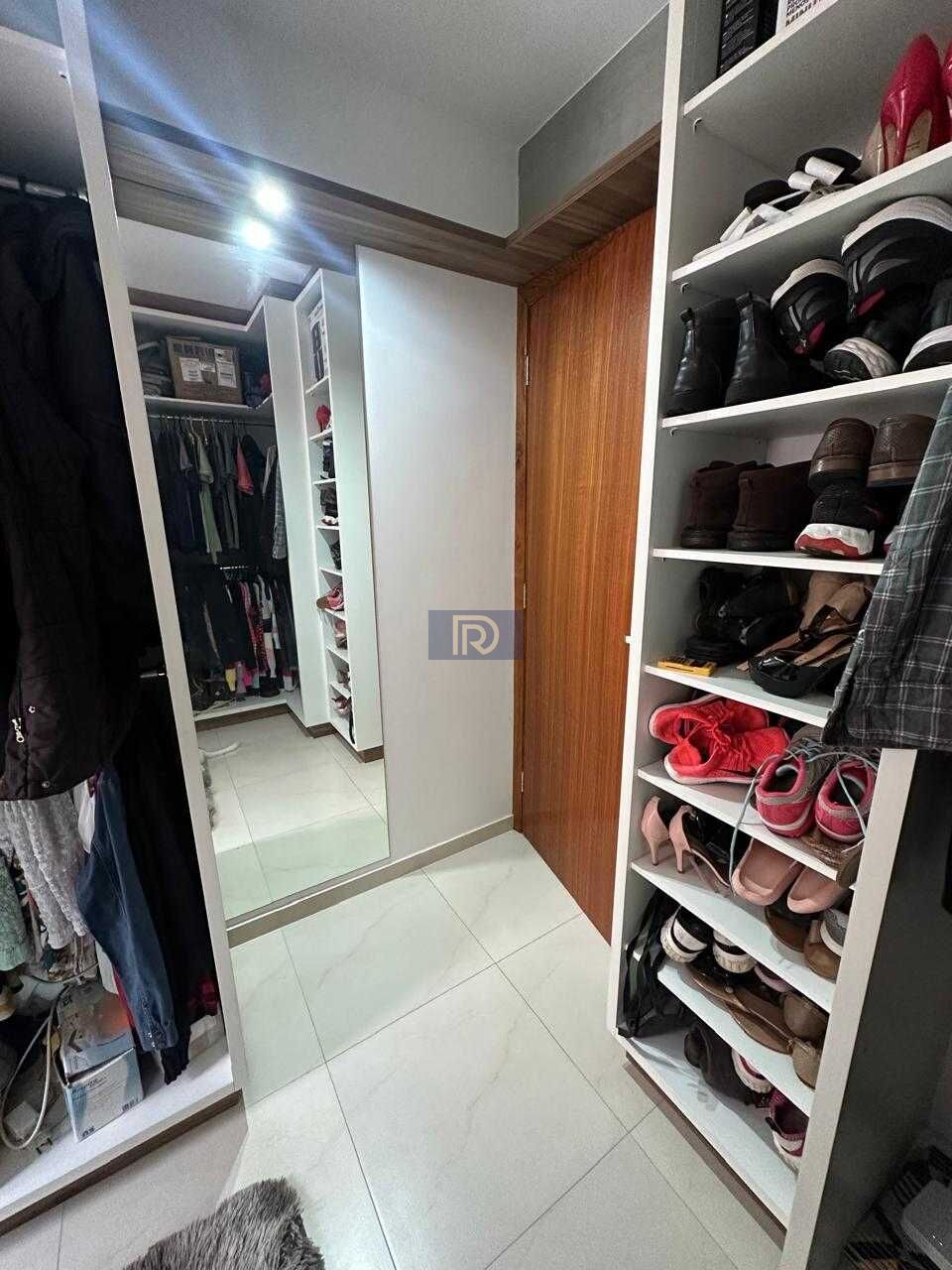 Apartamento à venda com 2 quartos, 60m² - Foto 12