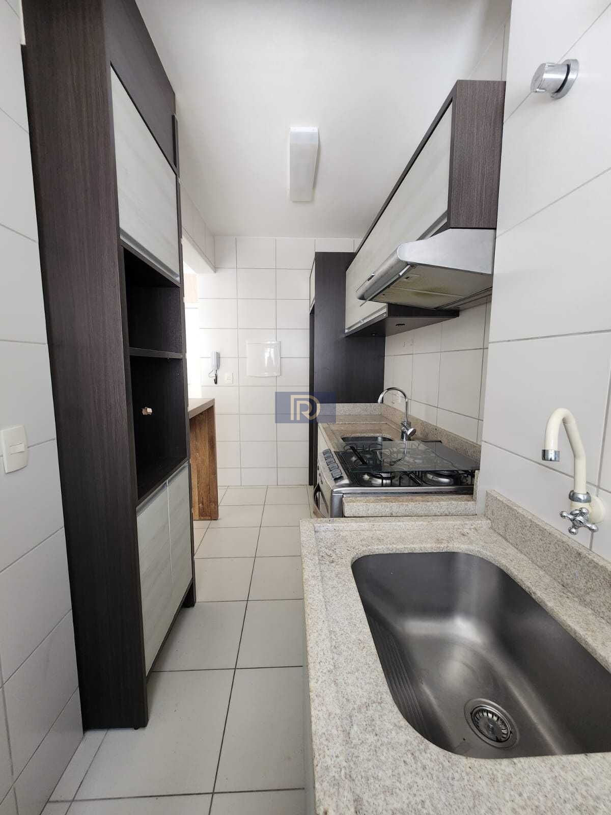 Apartamento à venda com 2 quartos, 68m² - Foto 8