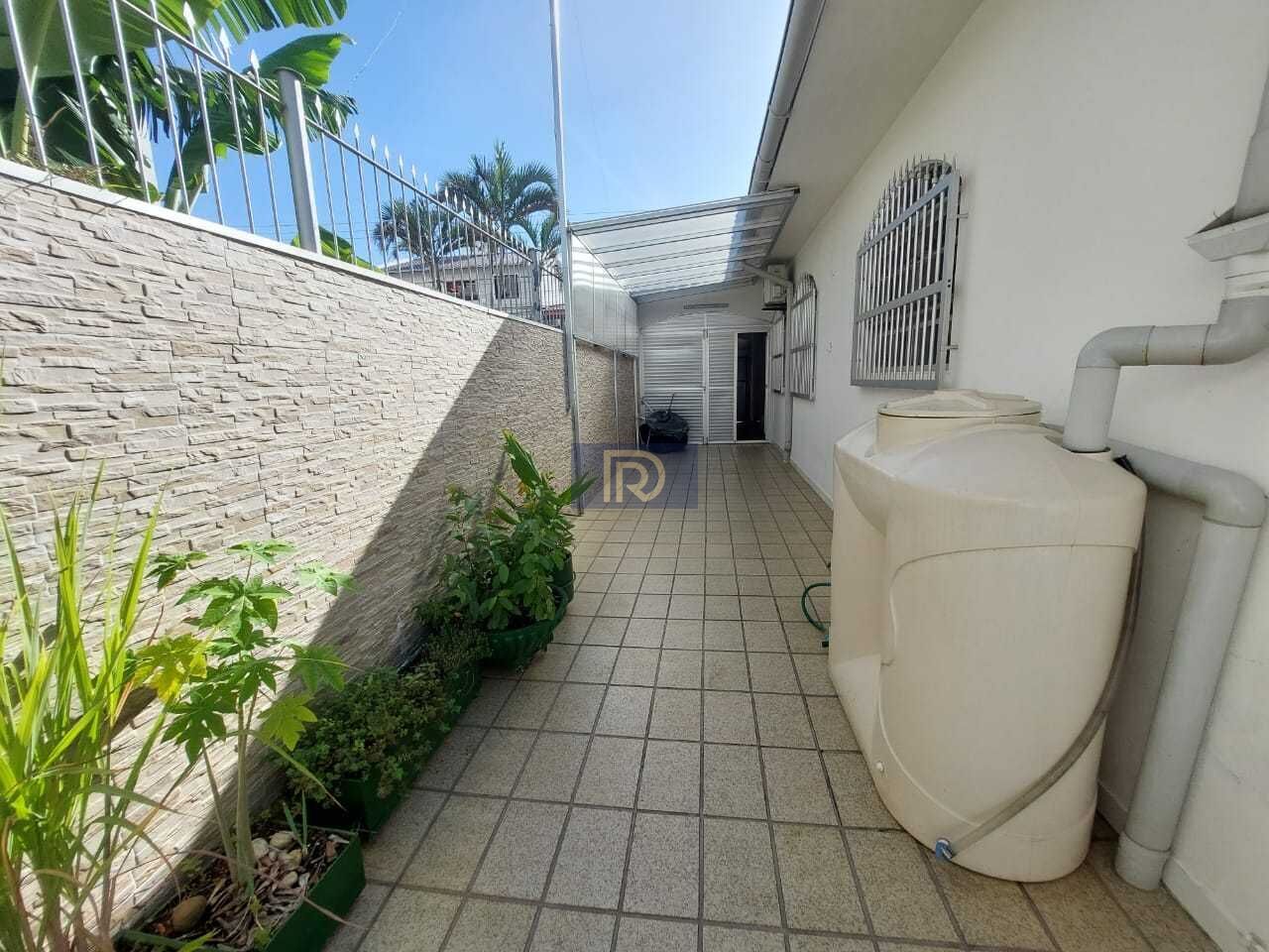 Casa, 3 quartos, 211 m² - Foto 6