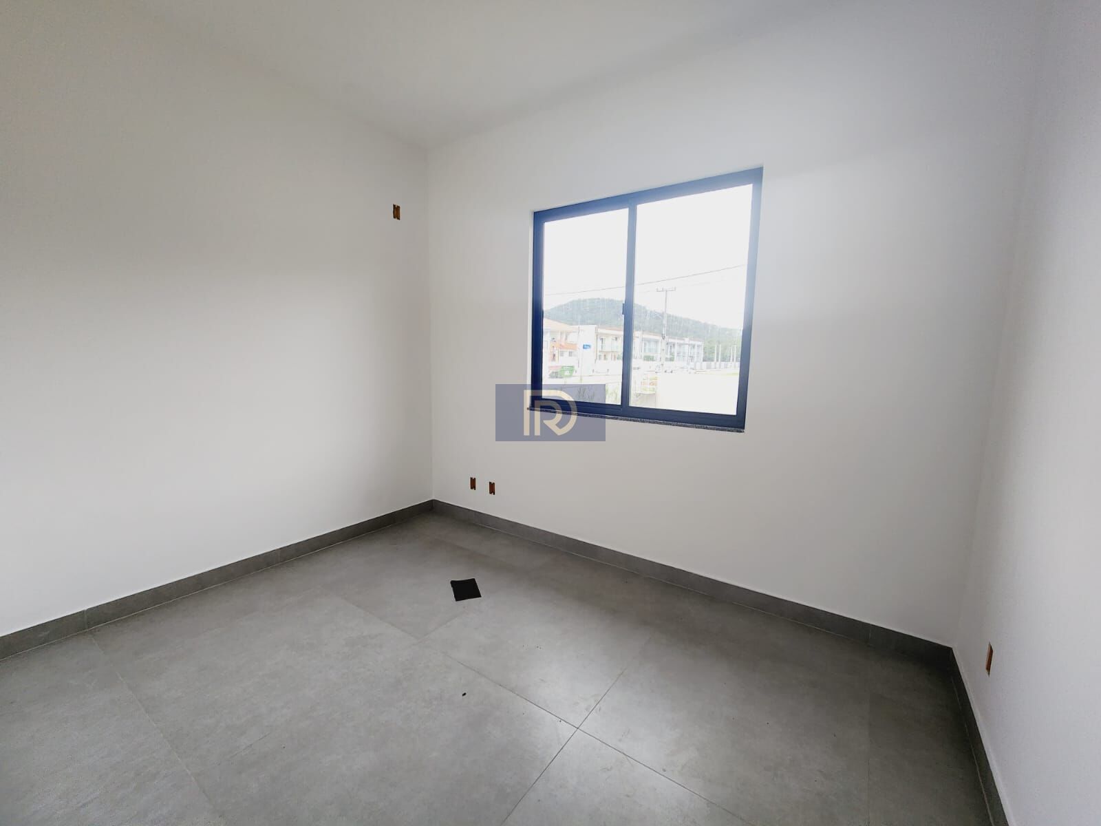 Casa à venda com 3 quartos, 98m² - Foto 12