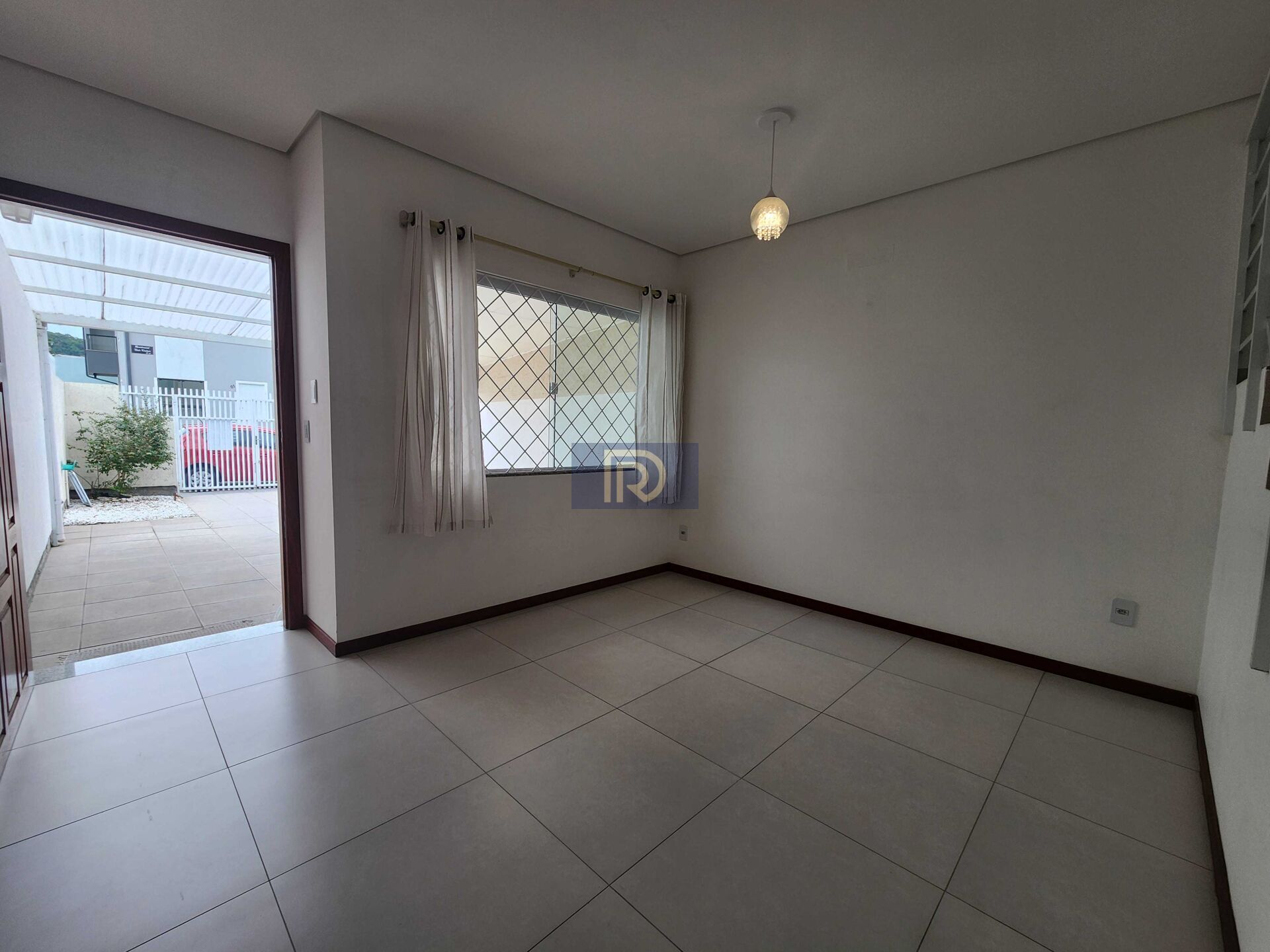 Sobrado à venda com 2 quartos, 84m² - Foto 4