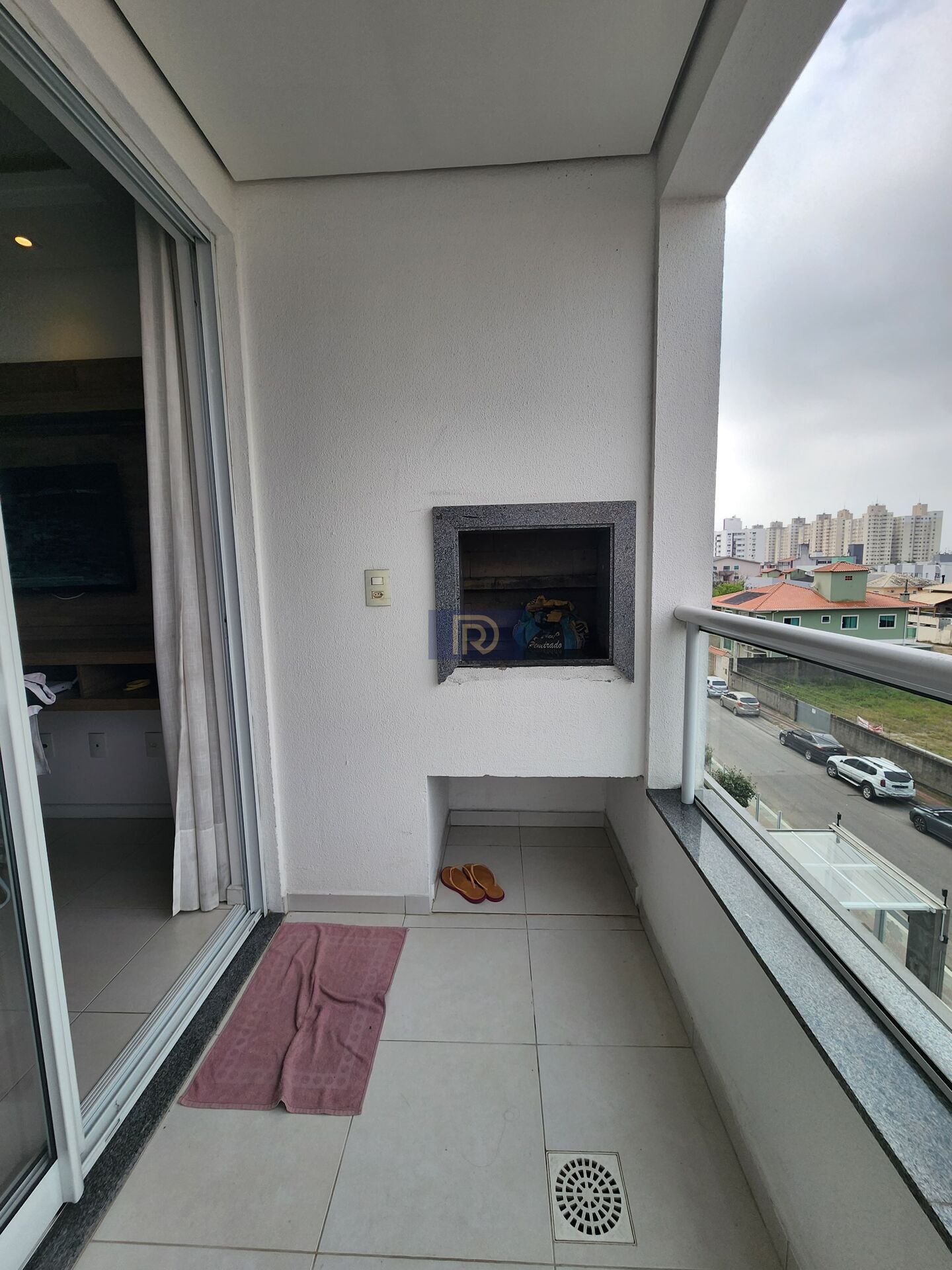 Apartamento à venda com 2 quartos, 70m² - Foto 9