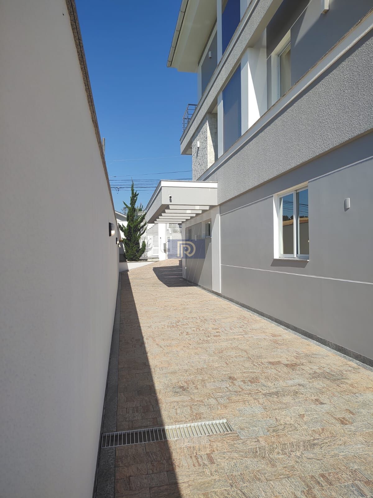 Casa à venda com 4 quartos, 600m² - Foto 44