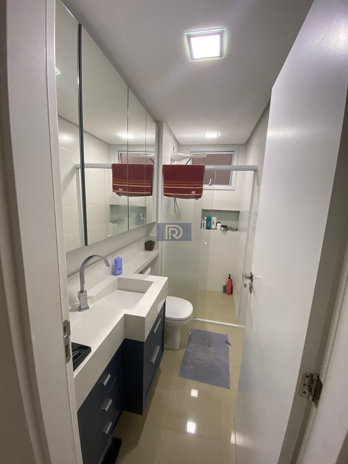 Apartamento à venda com 2 quartos, 77m² - Foto 8