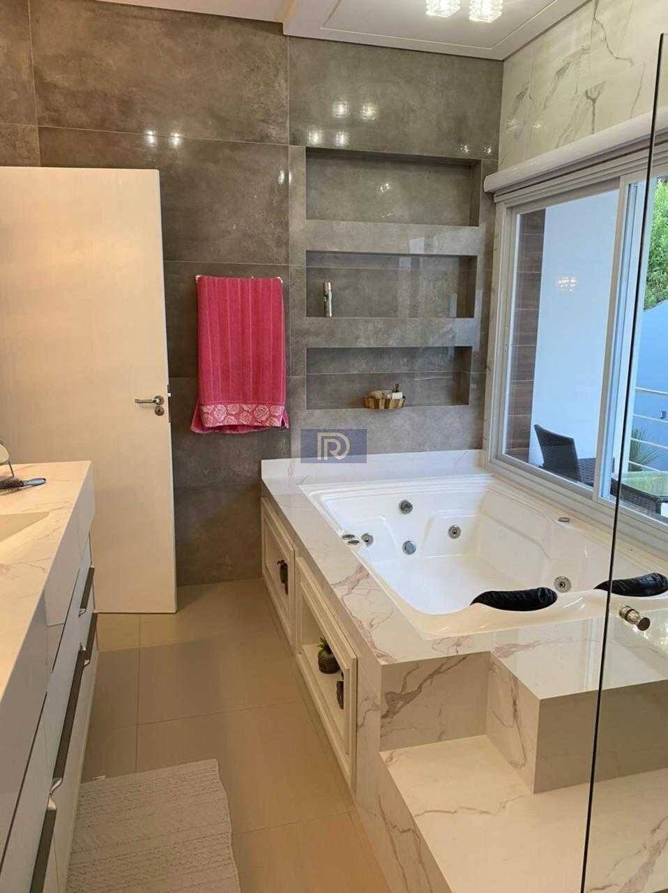 Casa, 3 quartos, 420 m² - Foto 32