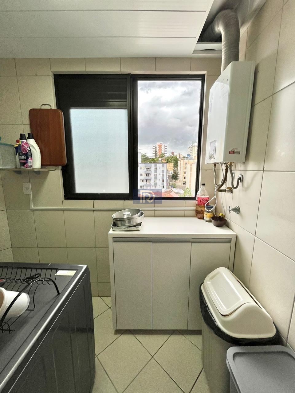 Apartamento à venda com 3 quartos, 93m² - Foto 5