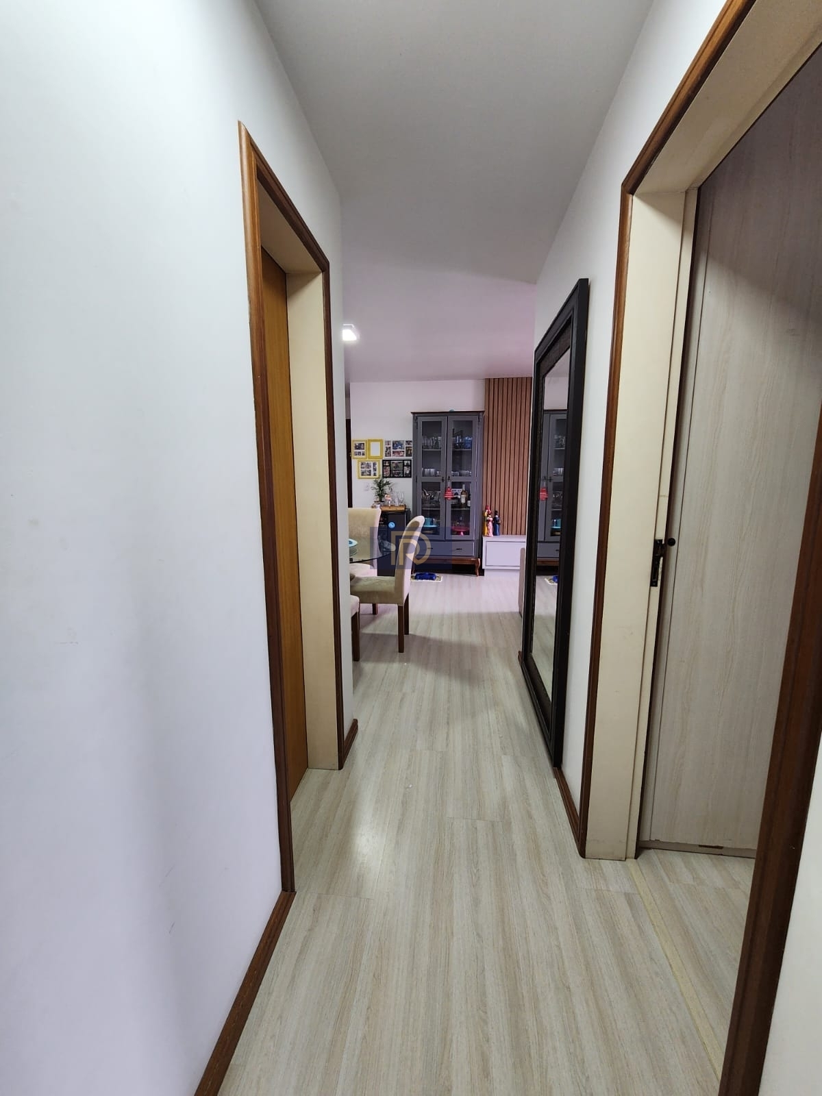 Apartamento à venda com 3 quartos, 93m² - Foto 17