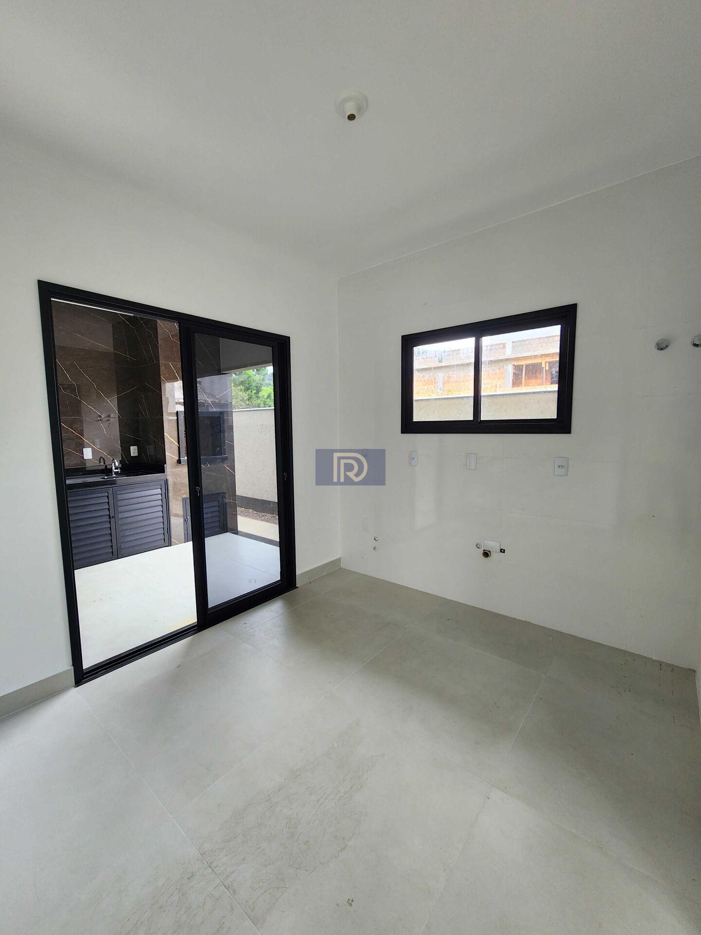 Casa à venda com 3 quartos, 104m² - Foto 6