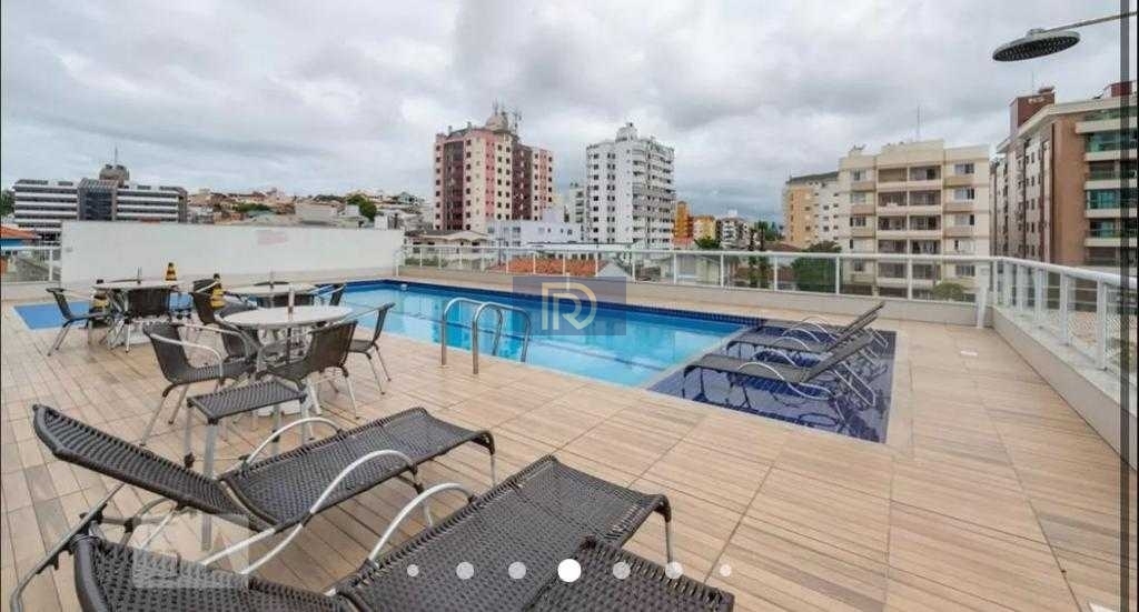 Apartamento à venda com 2 quartos, 70m² - Foto 12