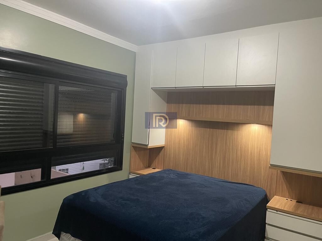 Apartamento à venda com 2 quartos, 77m² - Foto 9