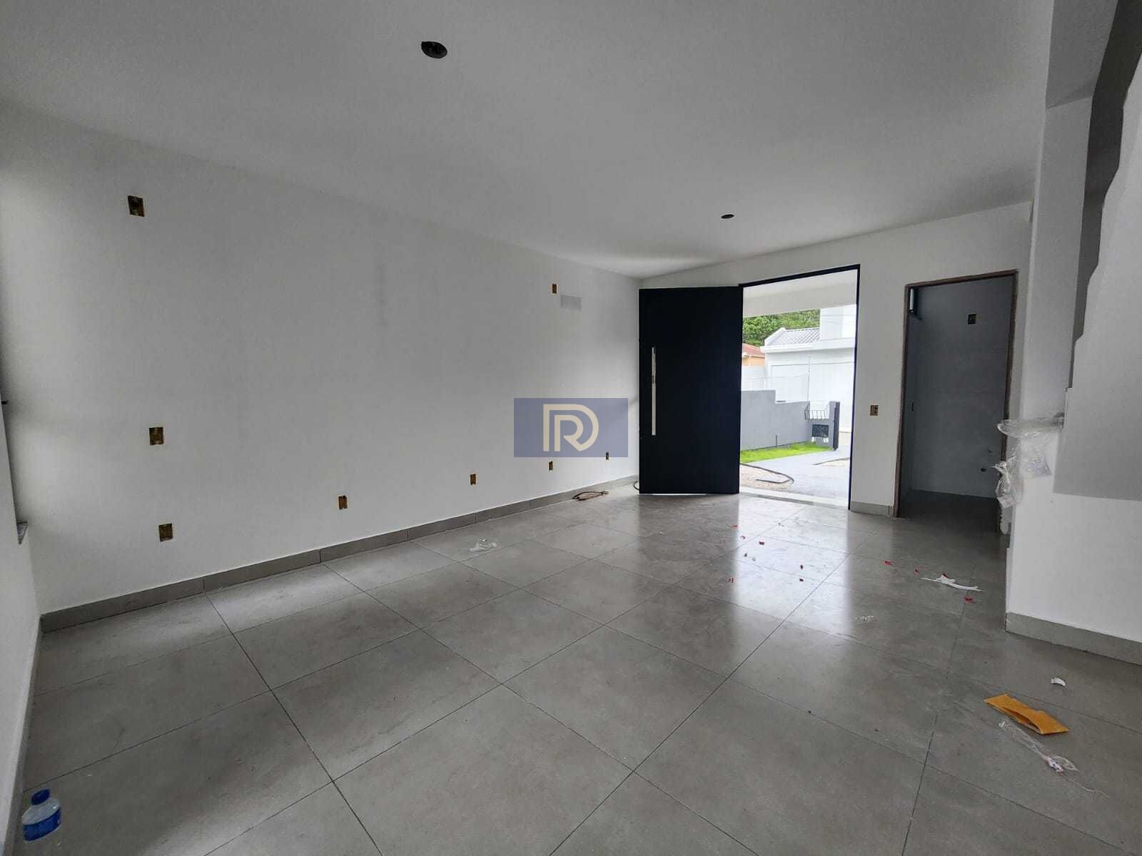 Sobrado à venda com 3 quartos, 10m² - Foto 4