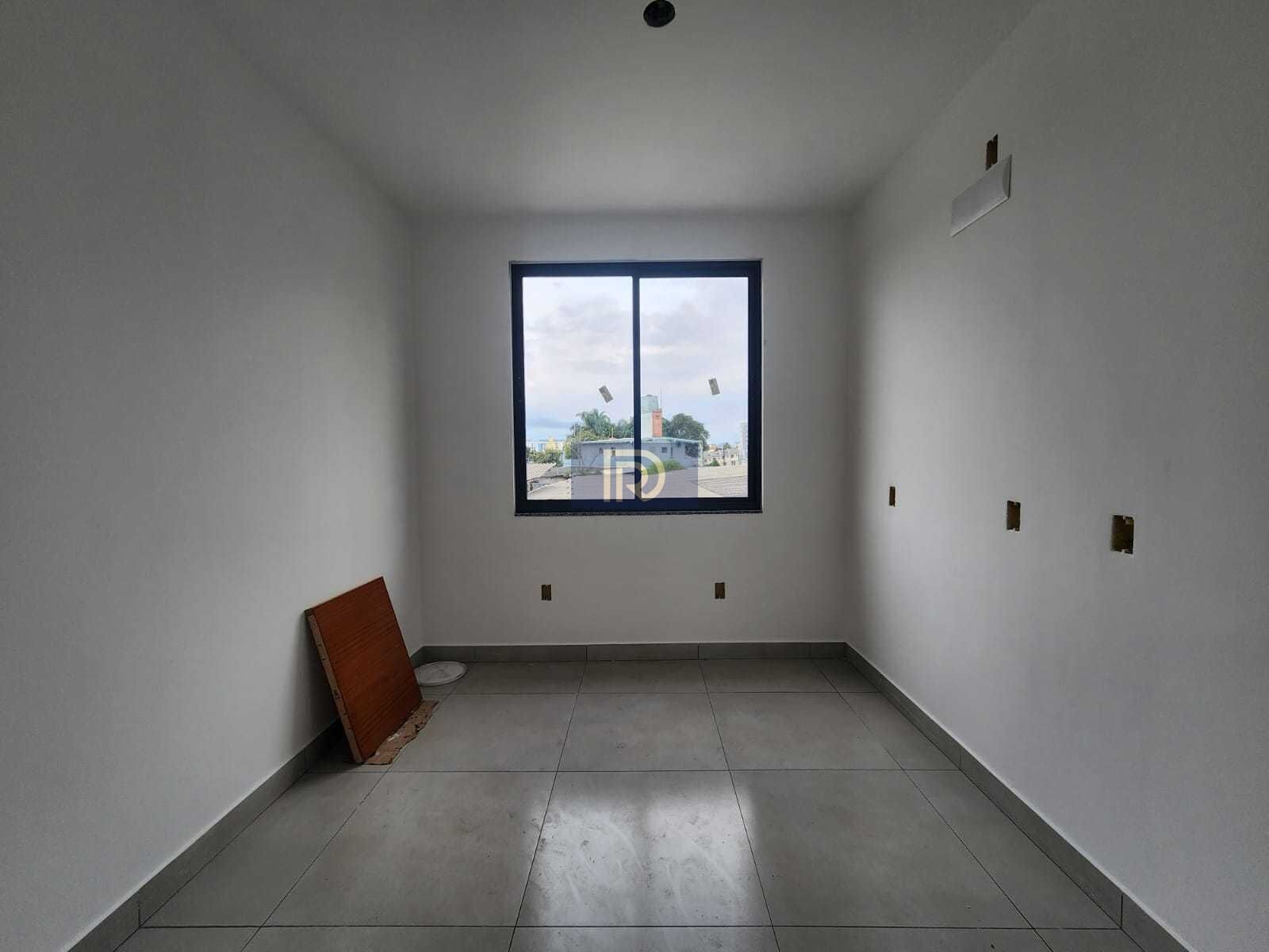 Sobrado à venda com 3 quartos, 10m² - Foto 12