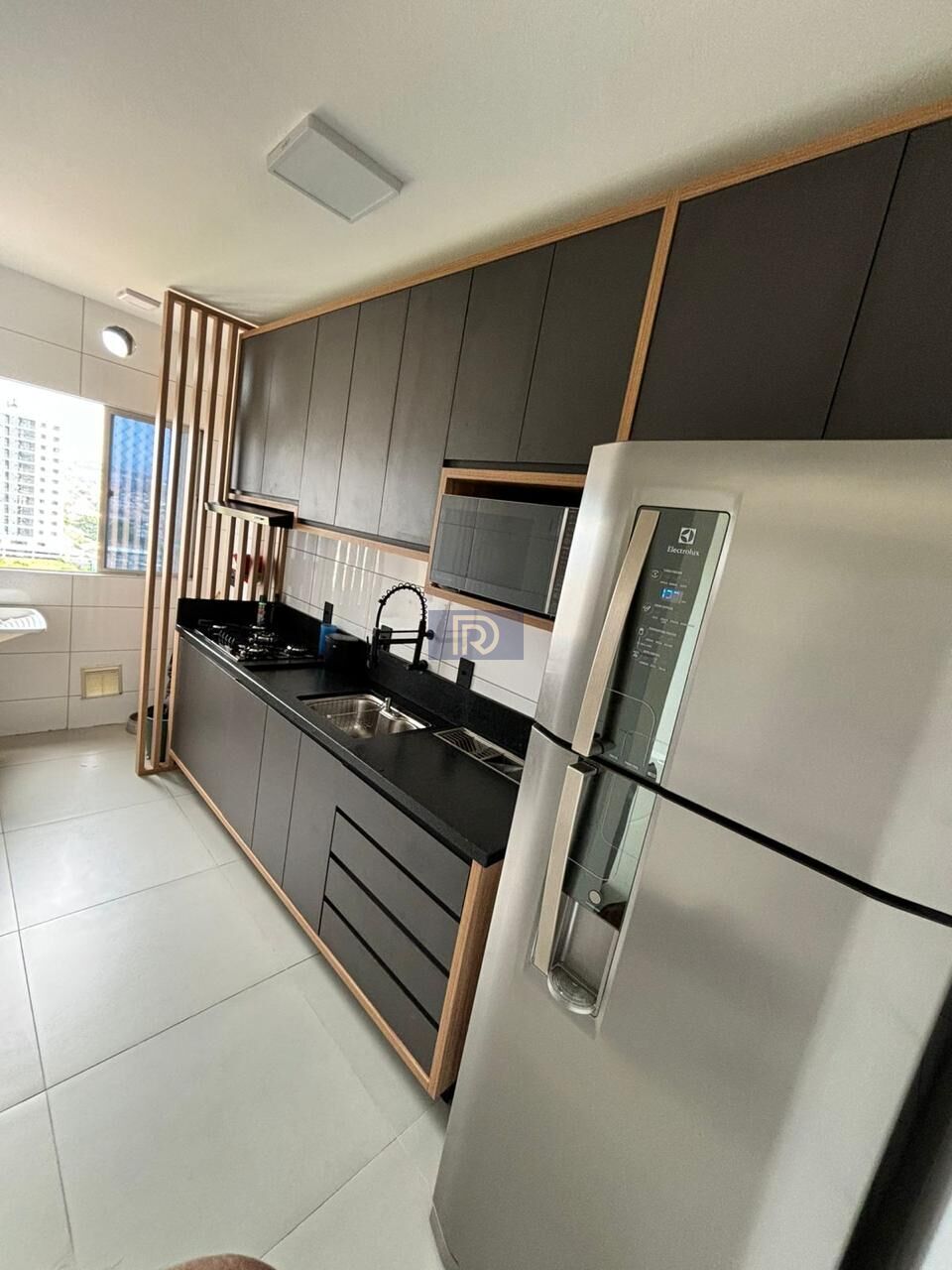 Apartamento à venda com 3 quartos, 72m² - Foto 2