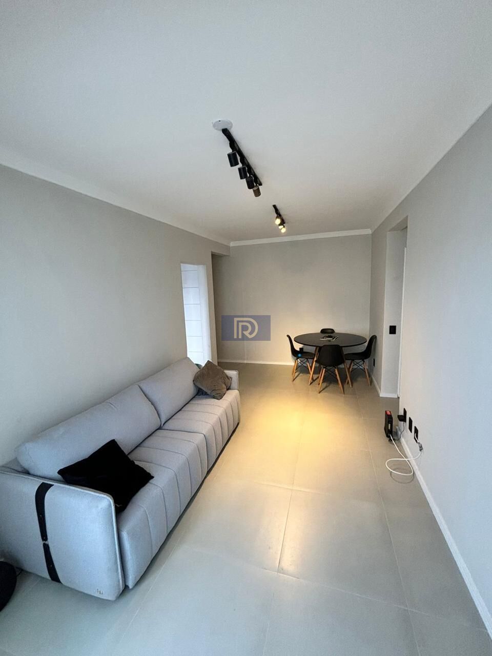 Apartamento à venda com 3 quartos, 72m² - Foto 4