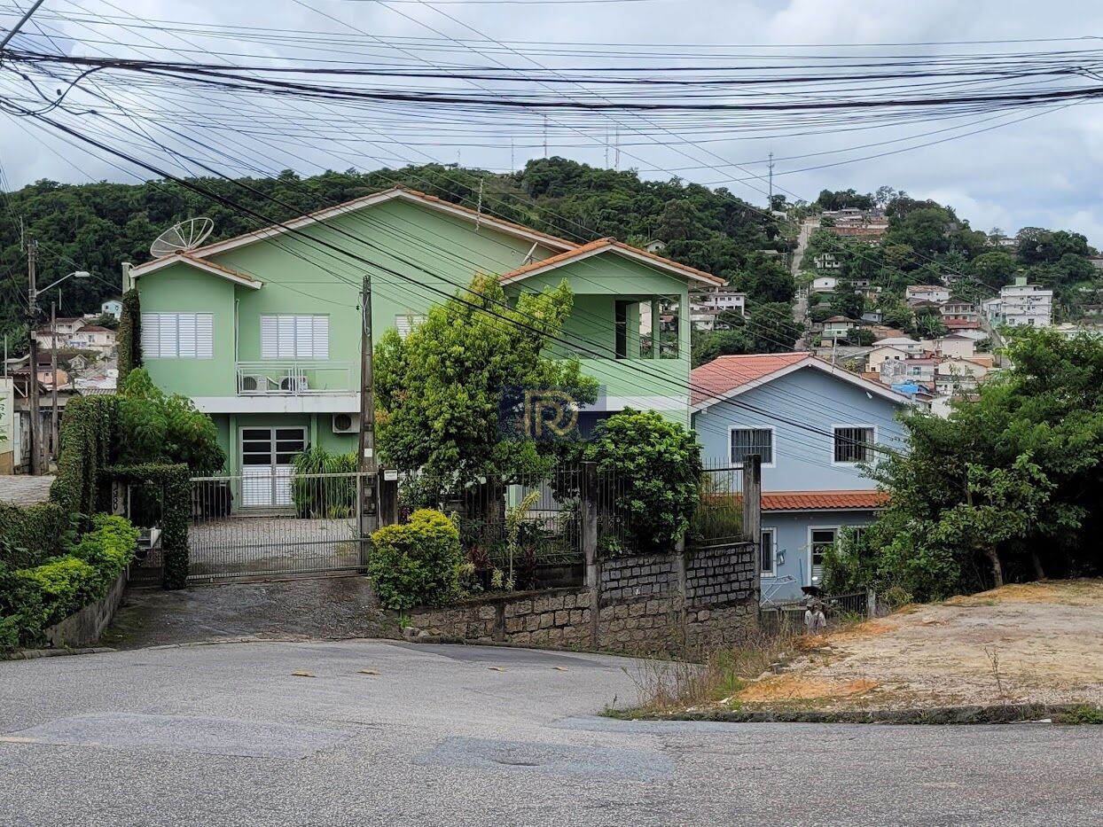 Casa, 8 quartos, 396 m² - Foto 1