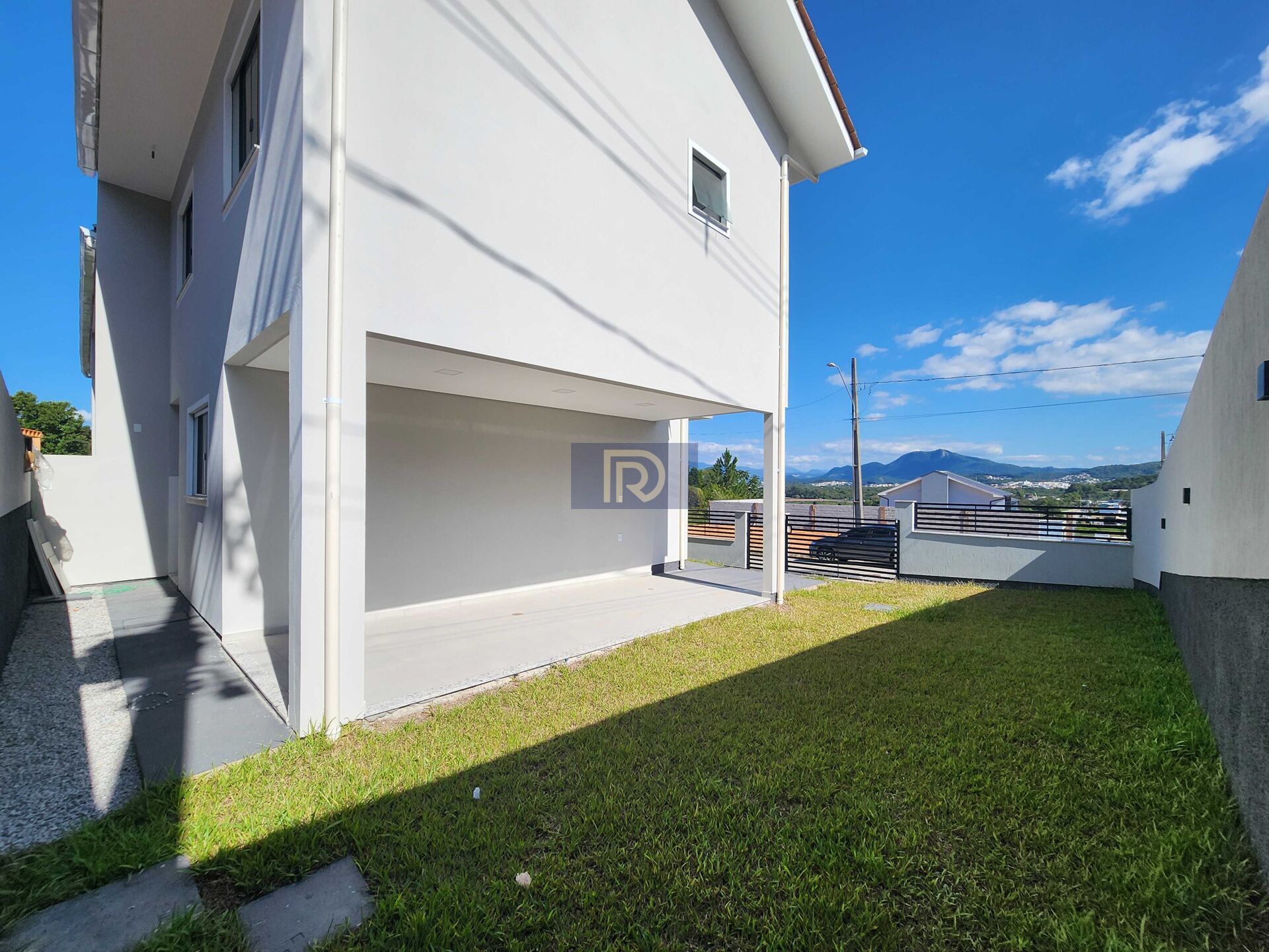 Sobrado à venda com 3 quartos, 96m² - Foto 2