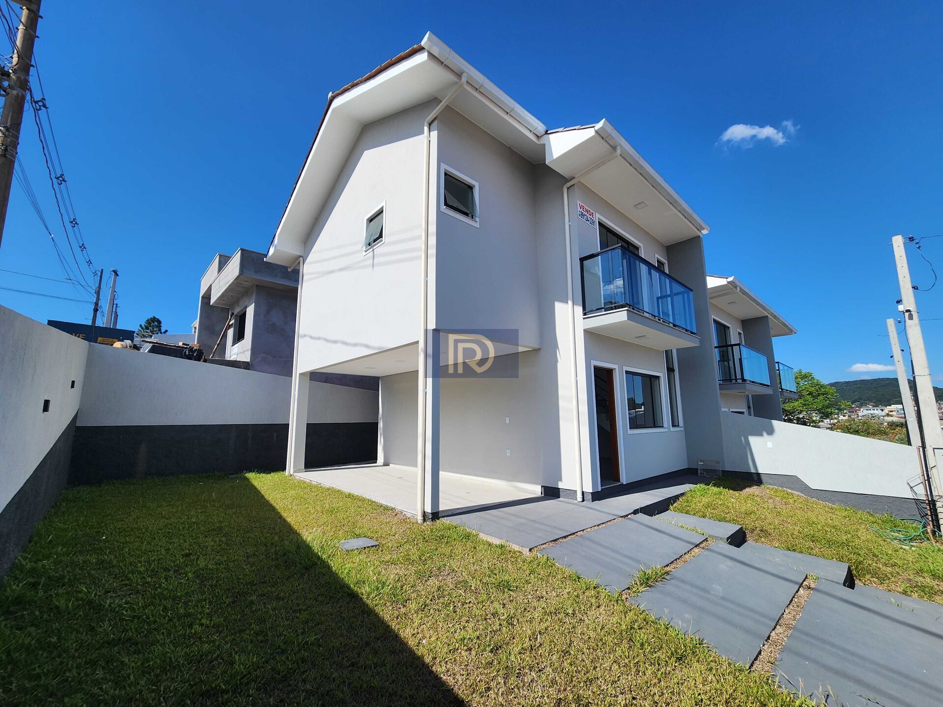 Sobrado à venda com 3 quartos, 96m² - Foto 1